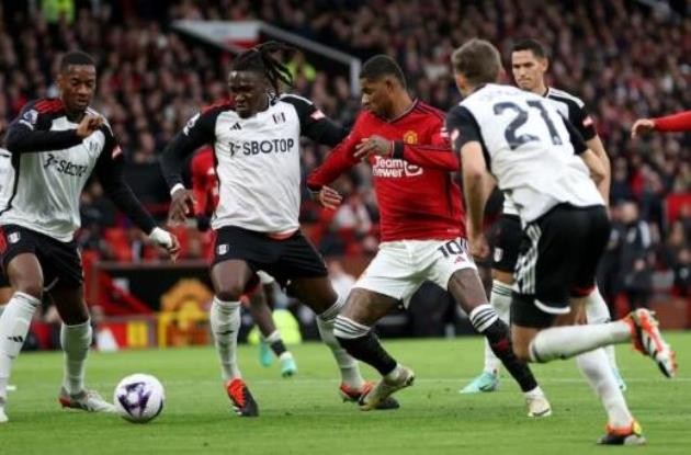 Thua Fulham, Sir Jim đã biết điều nên làm với Ten Hag - Bóng Đá