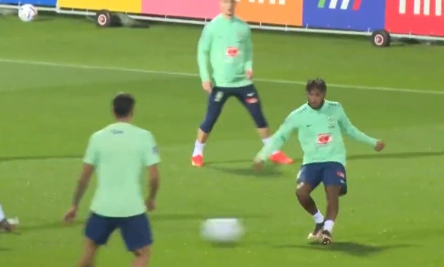 Talk of Real Madrid offer for Bayern Munich’s Alphonso Davies denied - Bóng Đá