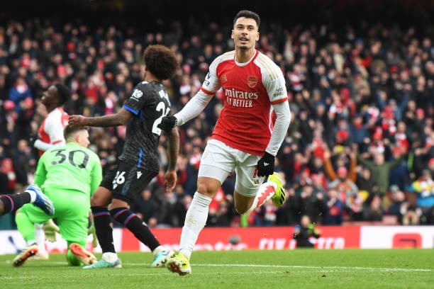 Mikel Arteta explains decision to drop Arsenal star Gabriel Martinelli against Crystal Palace - Bóng Đá
