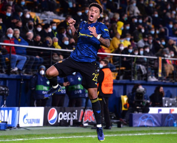 Jadon Sancho và những lần đầu tiên cùng Man Utd - Bóng Đá