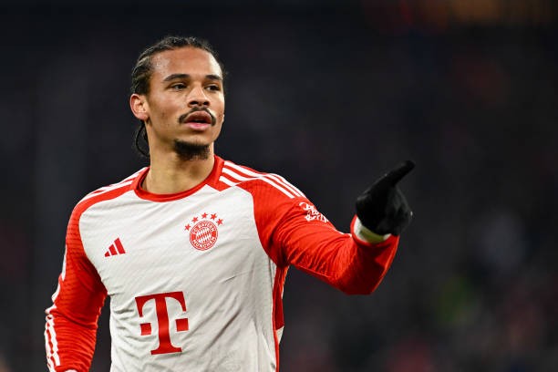 RADIO SILENCE BETWEEN BAYERN MUNICH AND LEROY SANÉ OVER CONTRACT EXTENSION - Bóng Đá