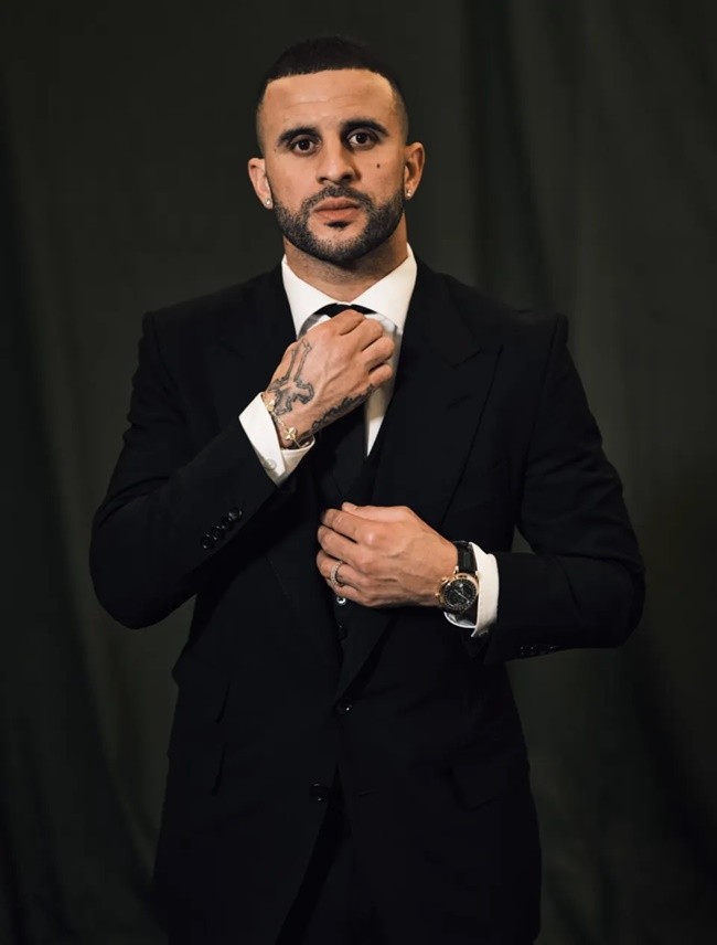 Inside Kyle Walker’s amazing car collection, from a £235,000 Lamborghini Huracan to a £200,000 Bentley Bentayga - Bóng Đá