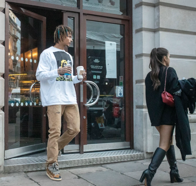 Dele Alli spotted out at restaurant with Man City boss Pep Guardiola’s daughter - Bóng Đá