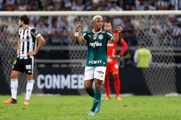 Nụ cười trở lại nơi Jadon Sancho - Bóng Đá