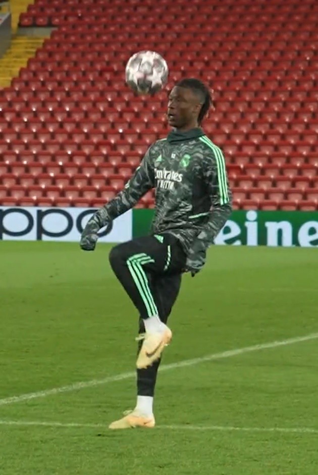 Arsenal đang đùa với lửa - Bóng Đá