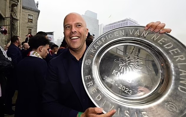 4 tiền đạo Arsenal có thể chiêu mộ vào tháng Giêng - Bóng Đá