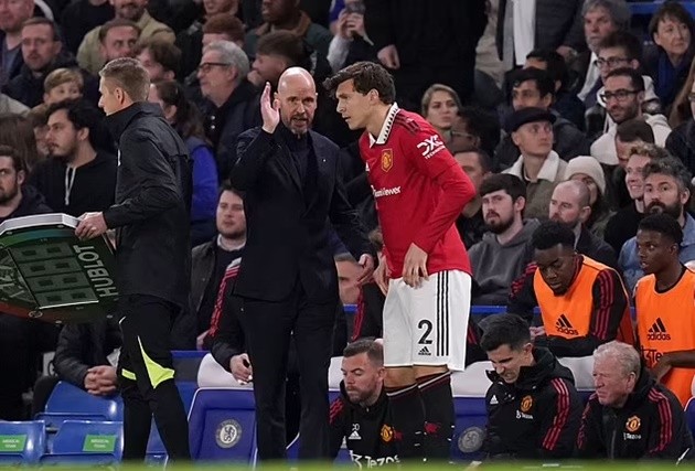 9 thương vụ xuất sắc trong ngày cuối chuyển nhượng: Cole, Arteta, Rooney... - Bóng Đá