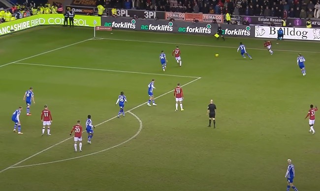 Thất vọng Rasmus Hojlund - Bóng Đá