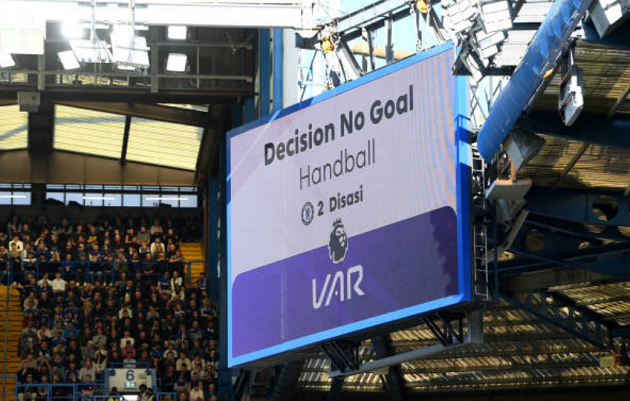 VAR can thiệp, bàn thắng của Chelsea bị tước - Bóng Đá