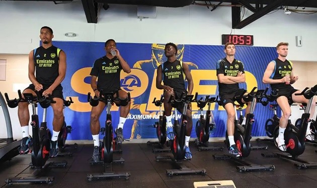 Jose Mourinho has already sent Arsenal an eerie Eden Hazard retirement warning for Bukayo Saka - Bóng Đá