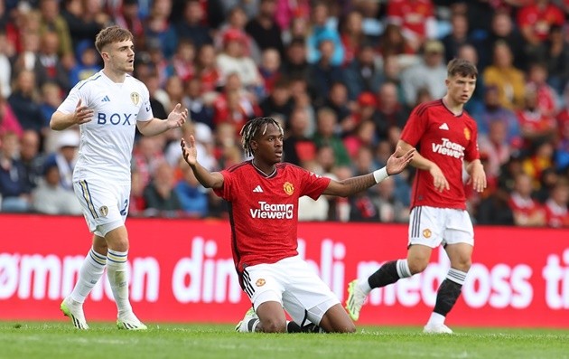 6 ngôi sao trẻ M.U gây ấn tượng trước Leeds - Bóng Đá