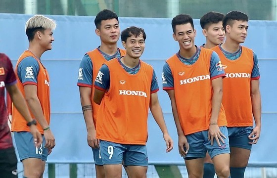 Gặp áp lực tại Hàn Quốc, Văn Toàn lên tiếng về tương lai - Bóng Đá