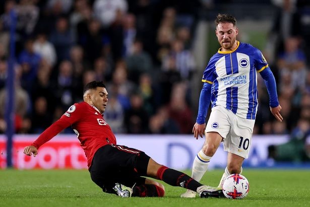 12 lần thu hồi bóng, thắng 8 tranh chấp: Cơn ác mộng của Man Utd - Bóng Đá