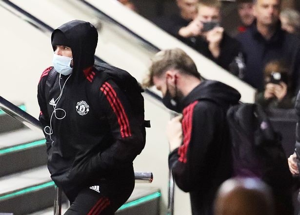 Luke Shaw included but Lingard excluded in Manchester United squad for Everton clash - Bóng Đá