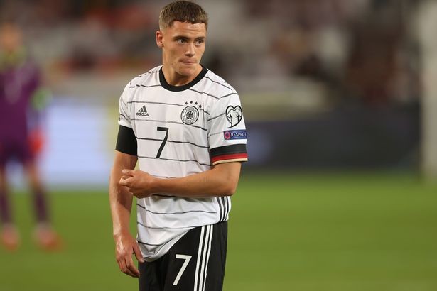 Florian Wirtz tops Ralf Rangnick's Man Utd transfer shortlist including four wonderkids - Bóng Đá