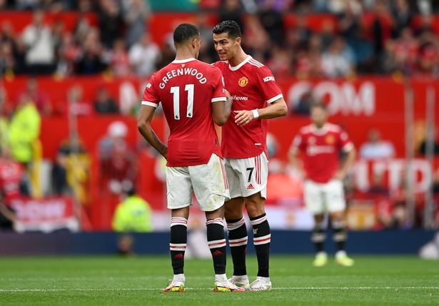 Ngôi sao Man Utd đang đi theo 