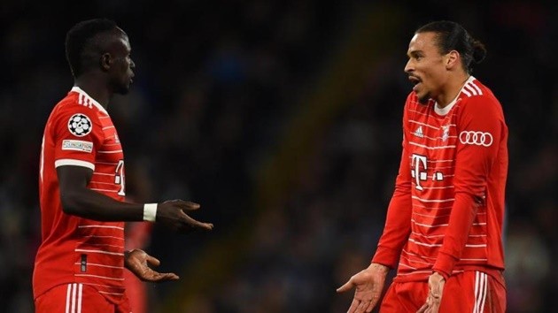 Ảnh Mane trở lại tập luyện - Bóng Đá