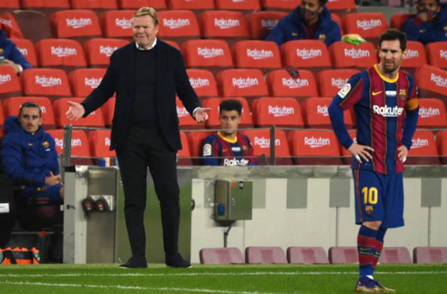 Messi lắc đầu ngao ngán rời Camp Nou - Bóng Đá