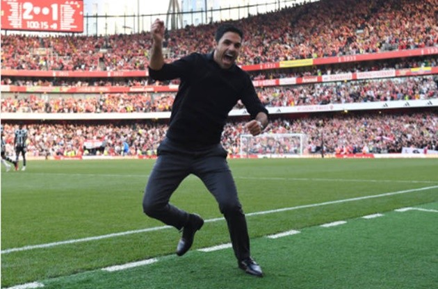 Khoảnh khắc khiến Arteta cởi bỏ sự lịch lãm - Bóng Đá