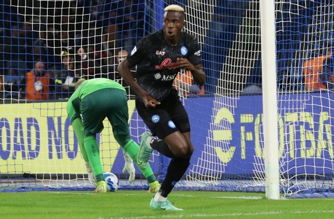 Khó mua Vlahovic, Arteta có thể nghe theo lời Wenger - Bóng Đá