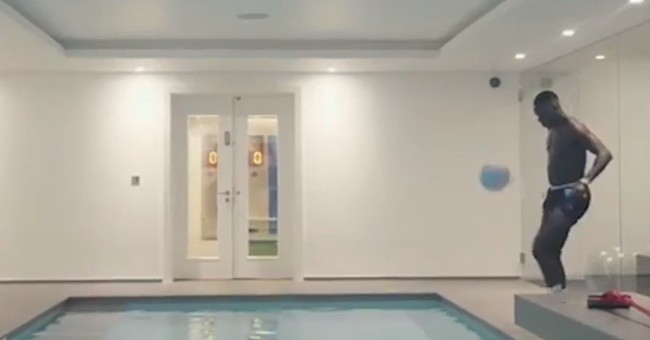 Inside Benjamin Mendy’s £5M isolated mansion as ex-Man City star puts home on market - Bóng Đá