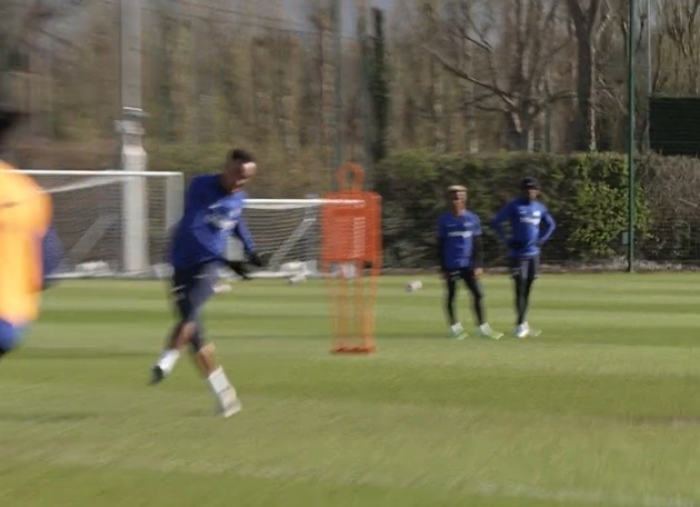 Ảnh Chelsea tập luyện - Bóng Đá