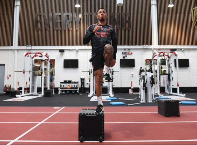 Biểu cảm của Gabriel Jesus ngày tái xuất Premier League - Bóng Đá