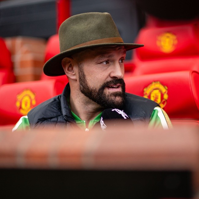 Tyson Fury tại Old Trafford - Bóng Đá