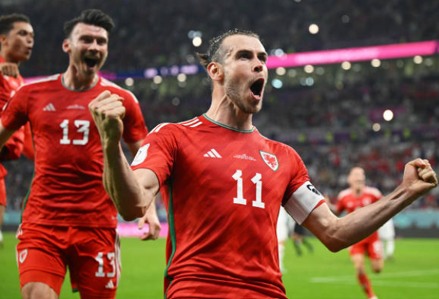 ảnh reviews trận Mỹ vs xứ Wales - Bóng Đá