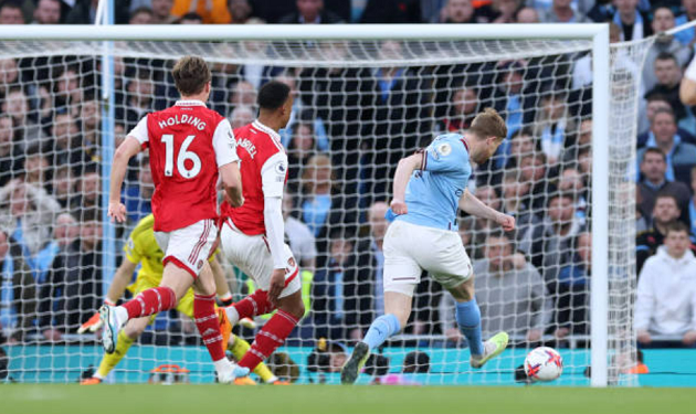 De Bruyne lập cú đúp, dập tắt tham vọng vô địch của Arsenal - Bóng Đá