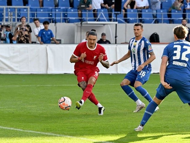 Liverpool fans raise same 'embarrassing' issue with Darwin Nunez's first pre-season goal - Bóng Đá