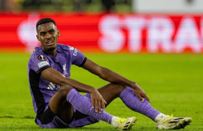 Jurgen Klopp tells Ryan Gravenberch to “feel free” in Liverpool midfield role - Bóng Đá