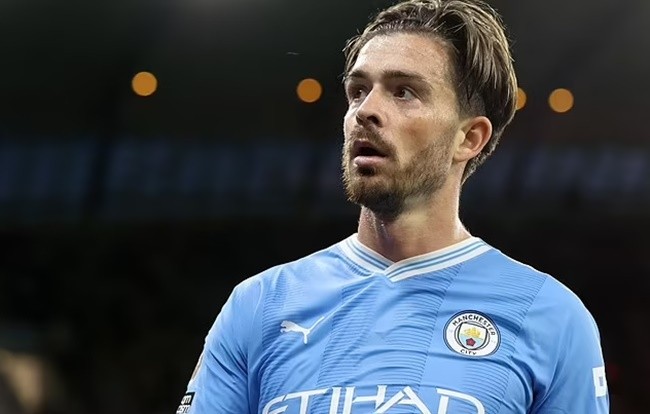 Jack Grealish misses Man City's clash with Fulham due to 'slight thigh injury' - Bóng Đá