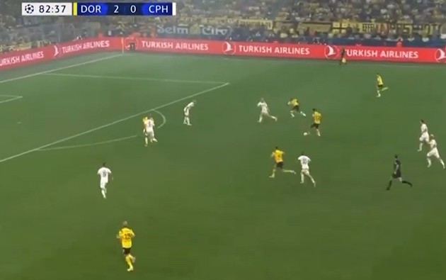 Liverpool có thể chia tay Klopp bằng chức vô địch Premier League - Bóng Đá