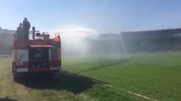 Inside the abandoned 50,000-seat stadium that has homeless people living in stands - Bóng Đá