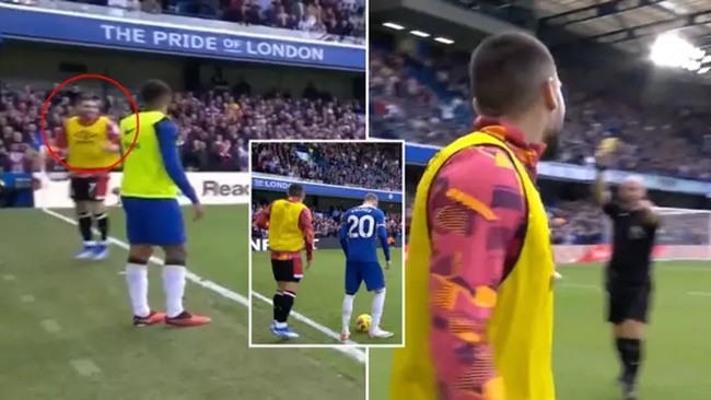 Neal Maupay bizarrely gets booked when warming up against Chelsea - Bóng Đá