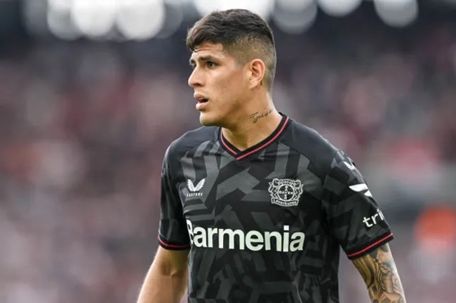 Piero Hincapie’s agent confirms talks over a move to Liverpool are ongoing - Bóng Đá