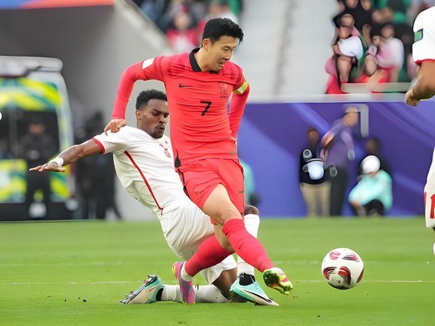 Son Heung-min dính scandal; Báo Indo lo 3 ngoại binh nhập tịch Việt Nam - Bóng Đá