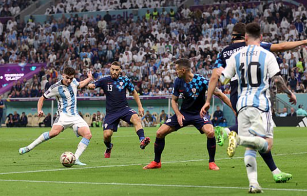 TRỰC TIẾP Argentina 3-0 Croatia (H2): Alvarez lập cú đúp - Bóng Đá