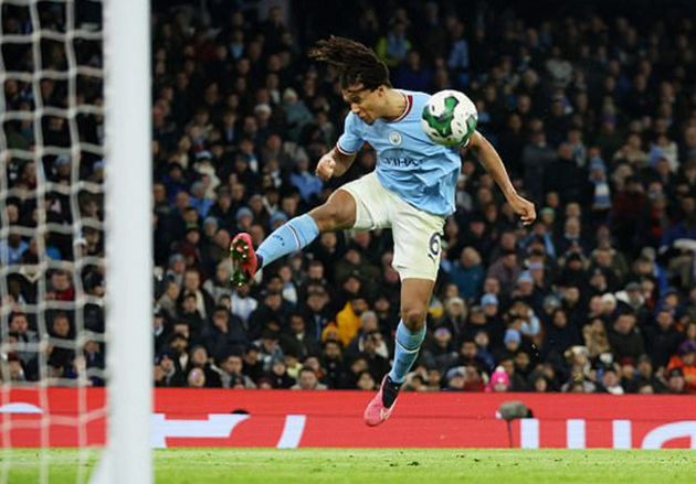 TRỰC TIẾP Man City 3-2 Liverpool (H2): Ake đánh đầu chính xác - Bóng Đá