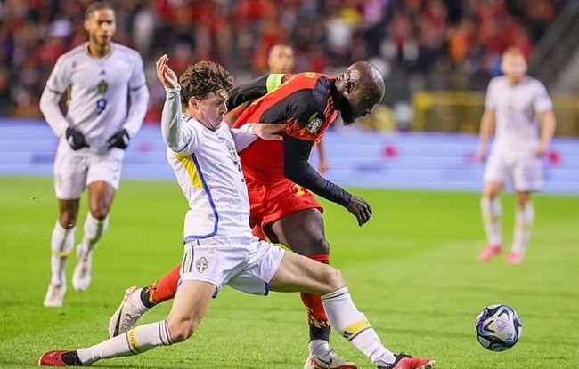 Several Premier League players locked inside the stadium after Belgium versus Sweden is abandoned following murders - Bóng Đá