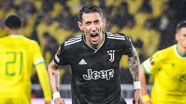 Loftus-Cheek wave goodbye to Chelsea fans as they give him standing ovation after coming off against Newcastle - Bóng Đá