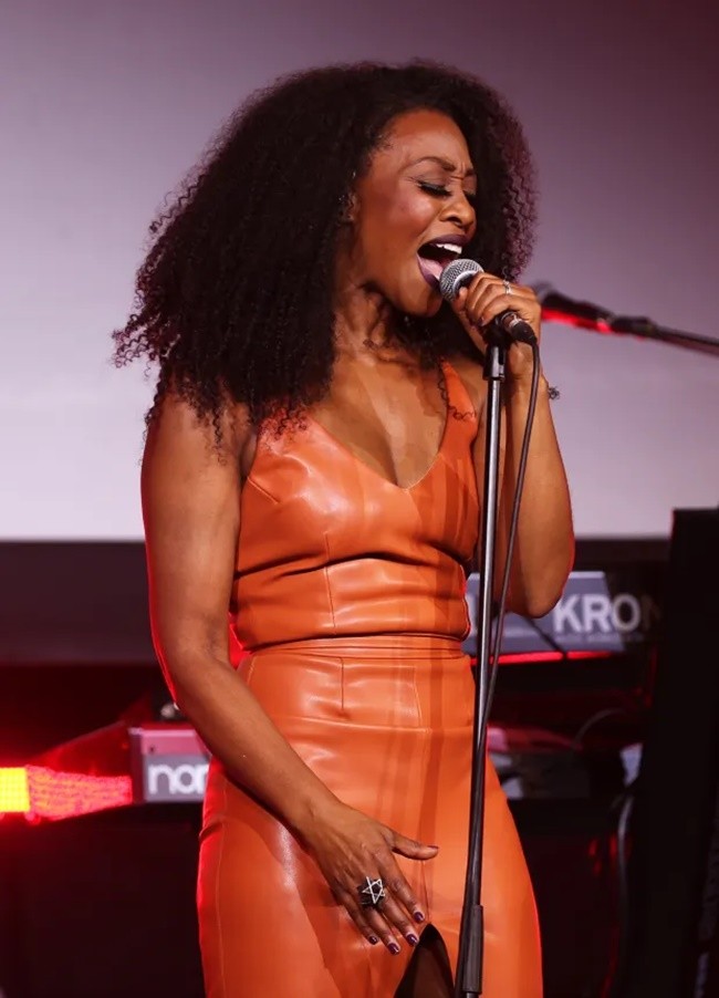 Wayne and Coleen Rooney lead the way at glam Football For Change - Bóng Đá