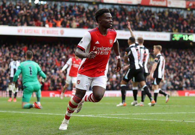 Peter Smith: nói về bàn của Saka - Bóng Đá