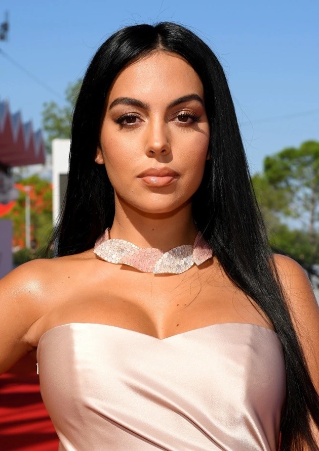 Chelsea icon Ashley Cole’s fiancee stuns in see-through dress as she parties on boat in Ibiza on wild hen do - Bóng Đá