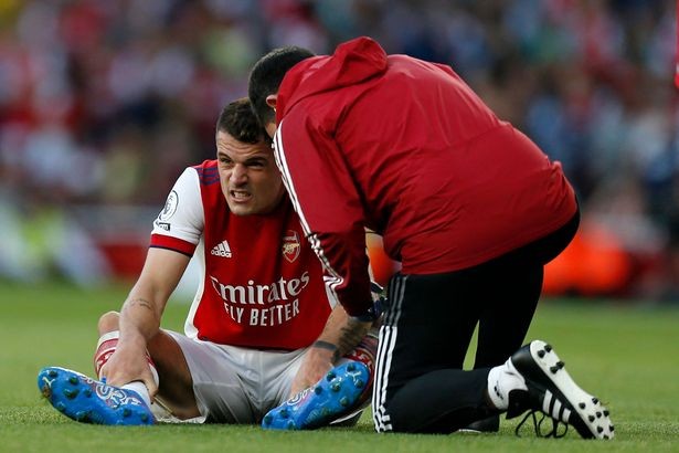 Arsenal give Granit Xhaka injury timeline as Mikel Arteta receives welcome boost - Bóng Đá