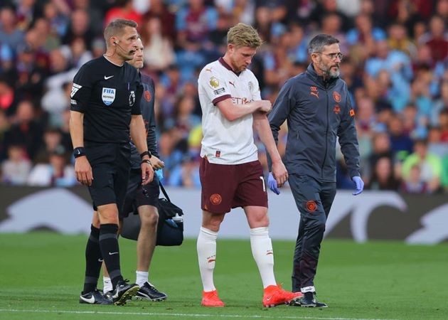 Foden đang thách thức ngai vàng của De Bruyne - Bóng Đá