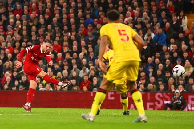 ảnh review trận Liverpool - Bóng Đá