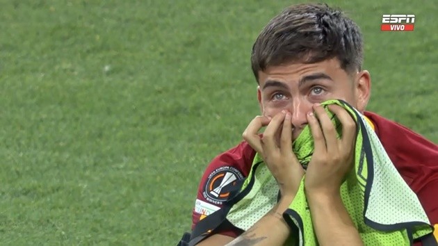 Dybala khóc - Bóng Đá