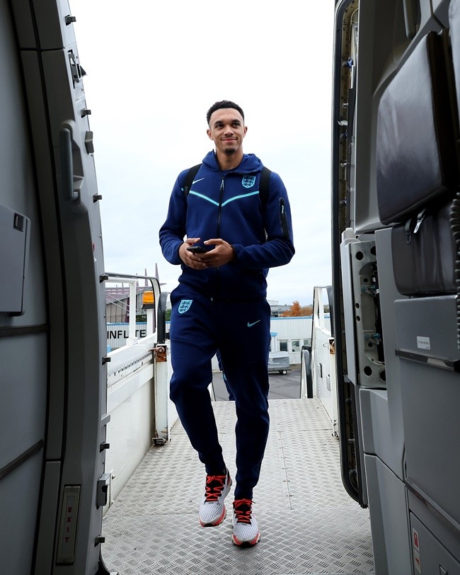 Ảnh ĐT Anh tập - Bóng Đá